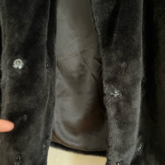 NWOT Regal Style Black Faux Fur Collared Coat - Picture 6 of 7